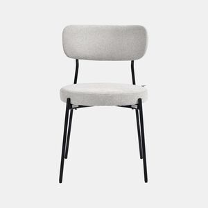 <h3><strong>FURNITURE</strong></h3>