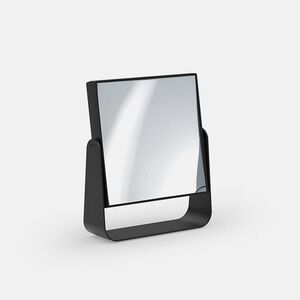 <h3><strong>BATHROOM</strong></h3>