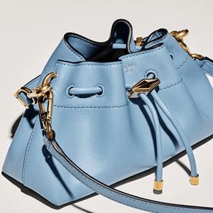 <h3><strong>DESIGNERS</strong></h3>