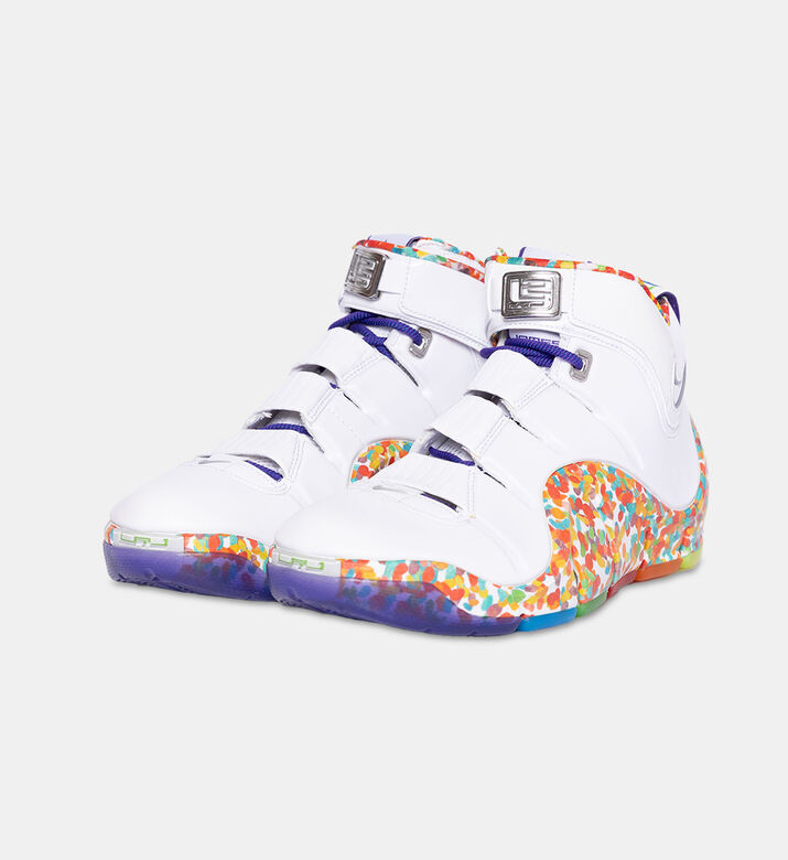 حذاء نايكي رياضي ليبرون IV للرجال