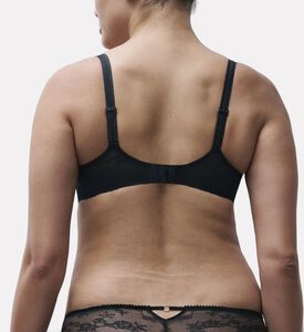 Chantelle Strappy Lace Push-up Bra, Black, 90, E, Model View