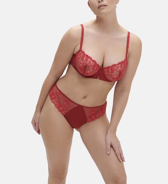 حمالة صدر نصف كوب مطرزة من ساغا