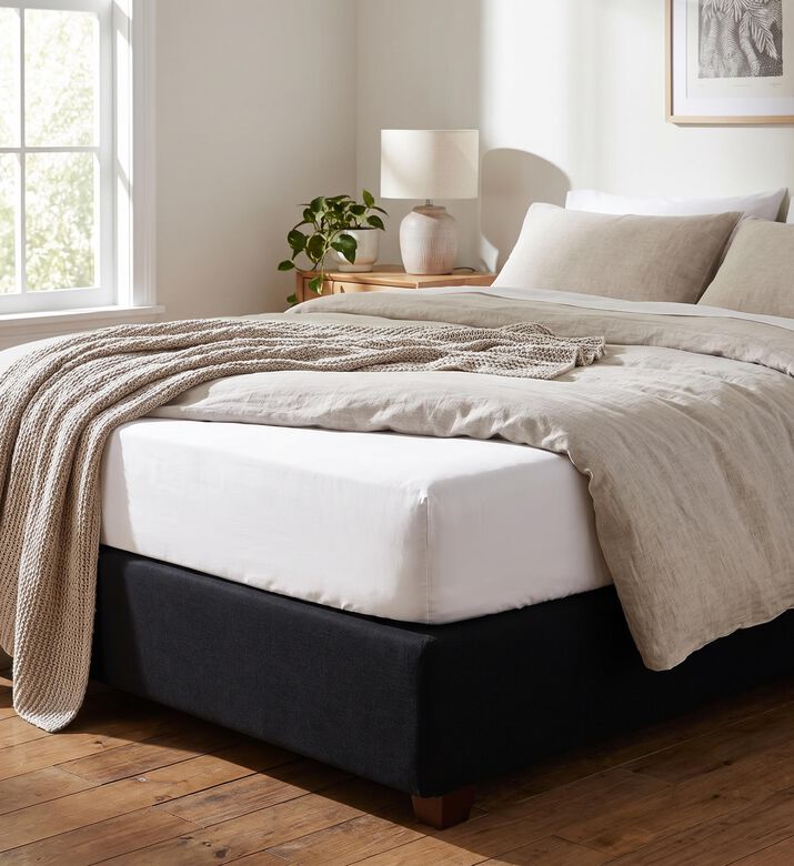 Home Deco and More Cotton Satin Bed Fitted Sheet, White, 120x200-cm, Packshot View
