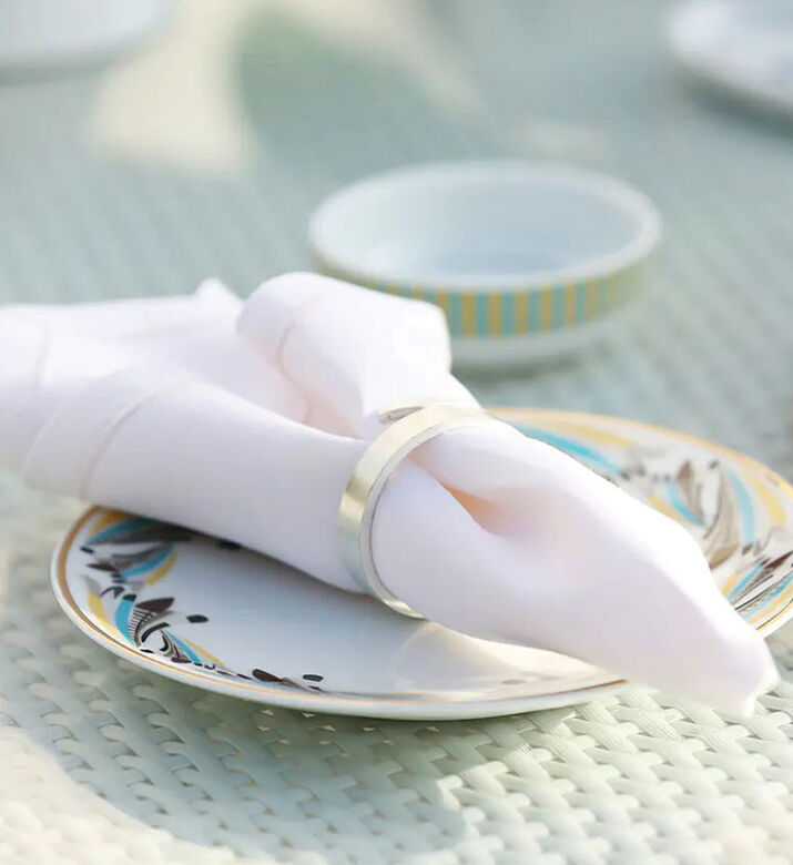 Silsal Sarb Bread Plate, Packshot View