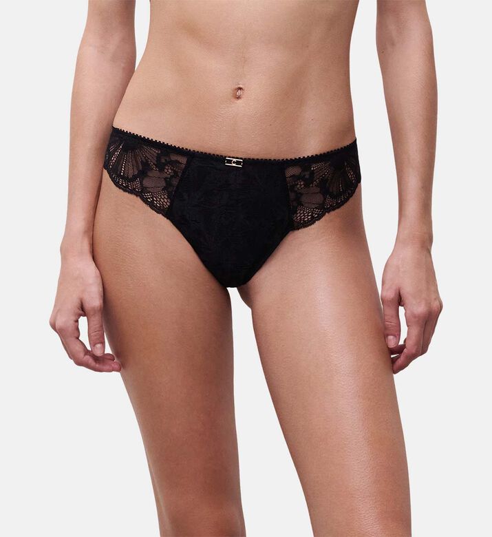 Chantelle Tanga, Black, L, Model View