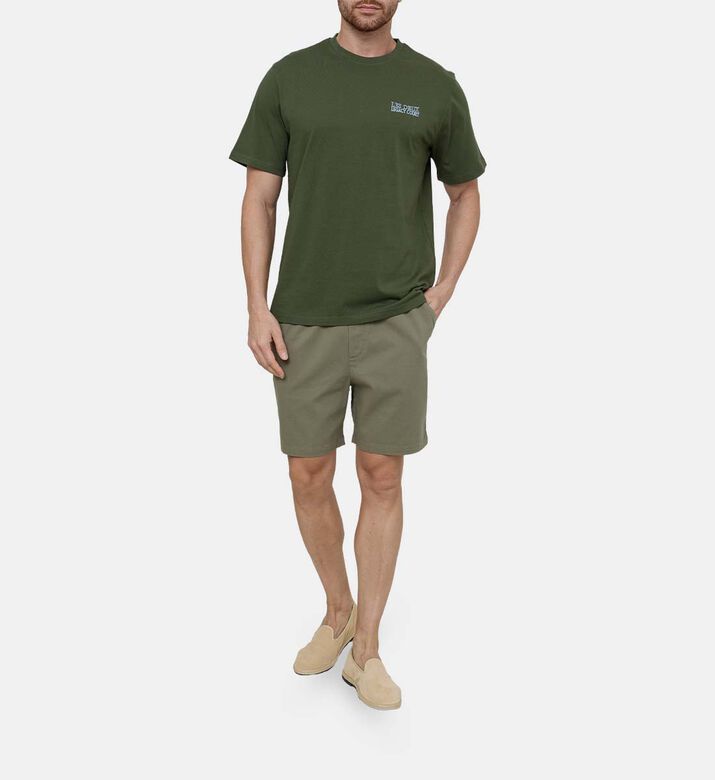 شورت بجيوب قابلة للانزلاق