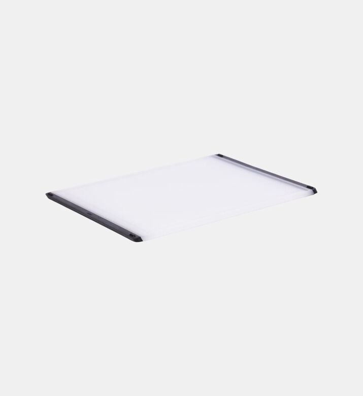 Oxo Good Grips Utility Cutting Board, Packshot View