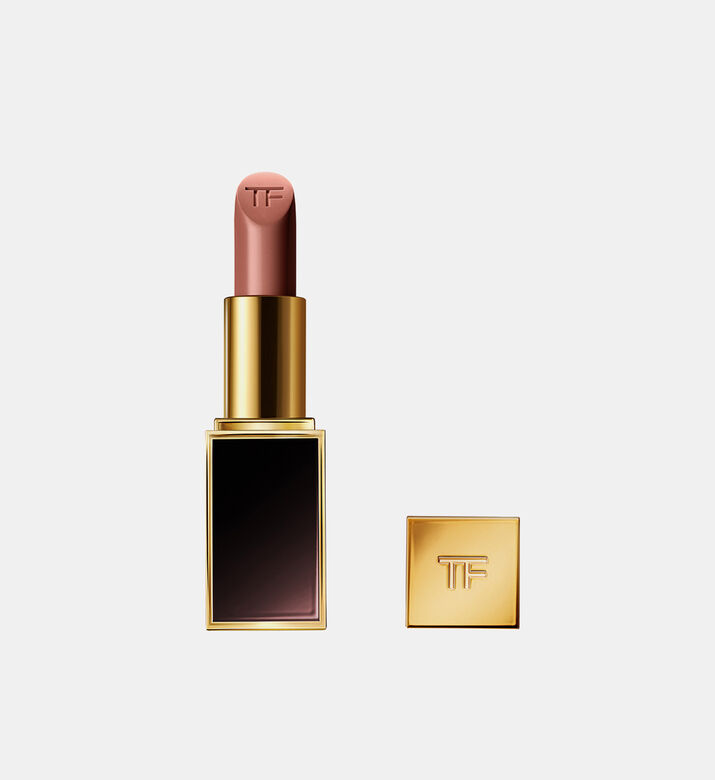 لون شفاه رنواي