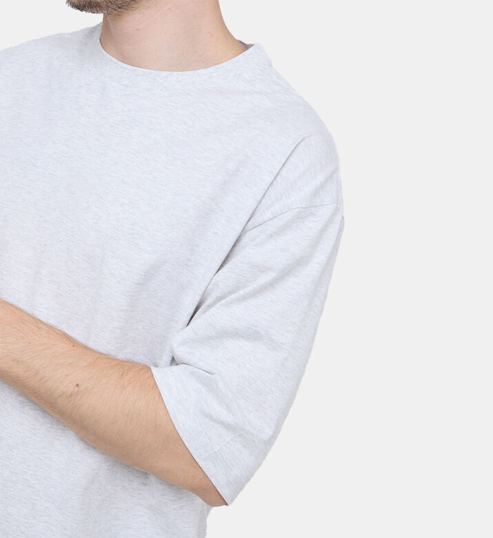 تيشيرت كلاسيكي فضفاض