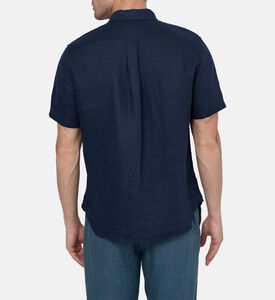 قميص بأكمام قصيرة بصف أزرار