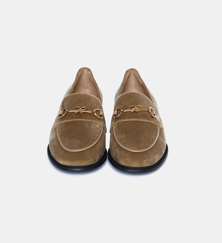 لوفر مخمل بكعب عالٍ