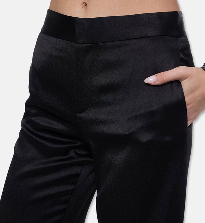 Alice and Olivia Pant Shane, Model View