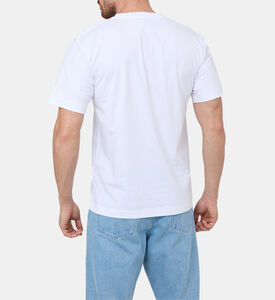 تيشيرت برسمة تفاحة مطرزة