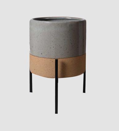 Villa Coll Flower Pot