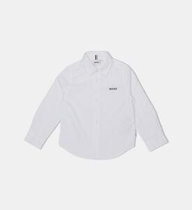 قميص طويل الأكمام بأزرار أمامية كاملة وتطريز شعار