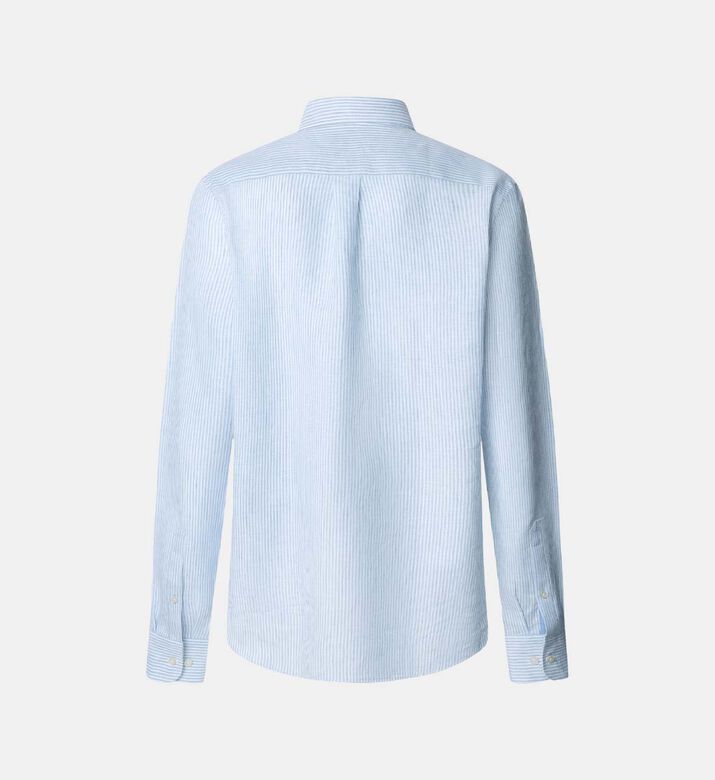 قميص بصف أزرار وجيب على الصدر