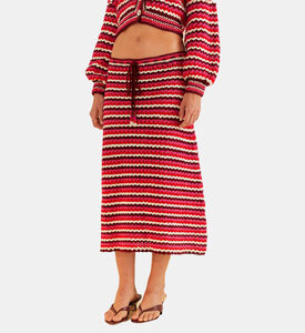 تنورة كروشيه بخطوط ملونة