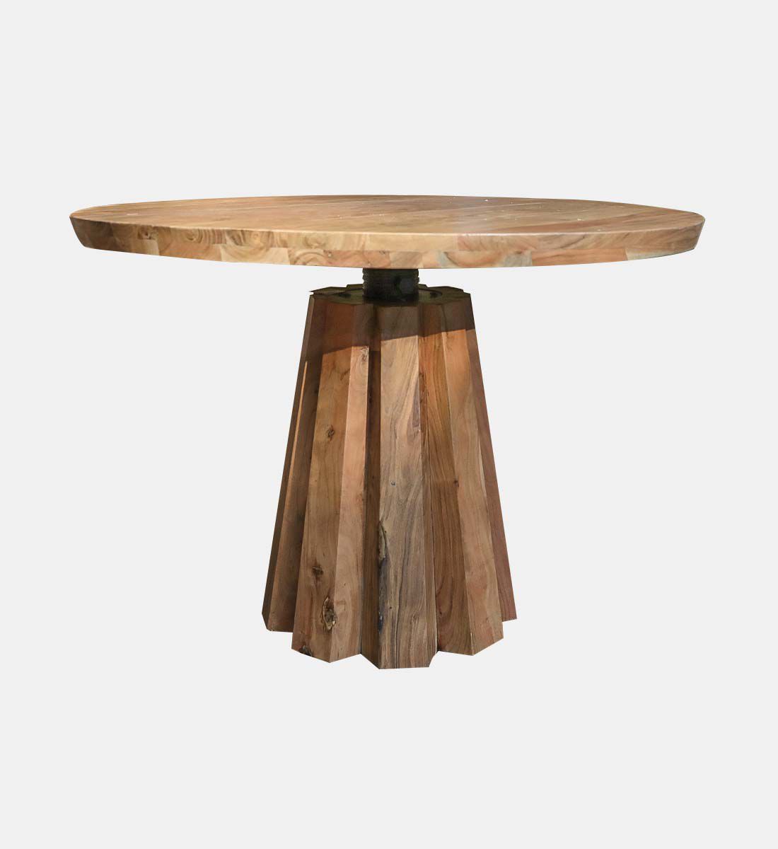 Heighted table clearance