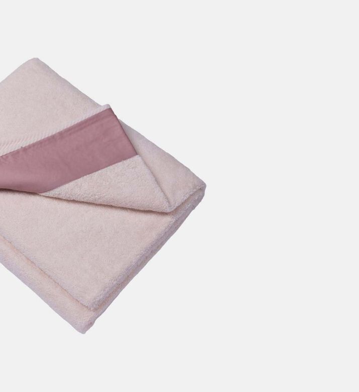 منشفة اليانا ساتين هيم منشفة اليانا ساتين هيم