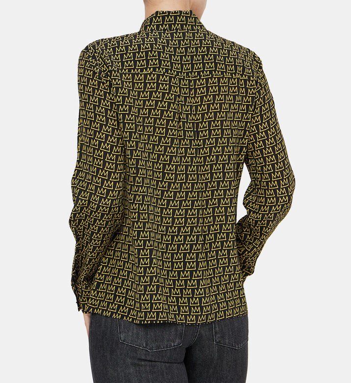 بلوزة باسكيات ويلا بصف أزرار