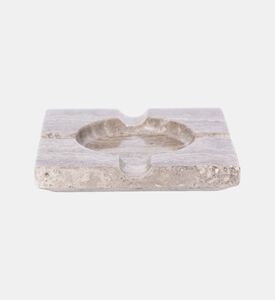 منفضة سجائر رخامية بلمسة لامعة