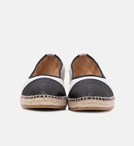 حذاء باليرينا مبطّن بمقدمة دائرية