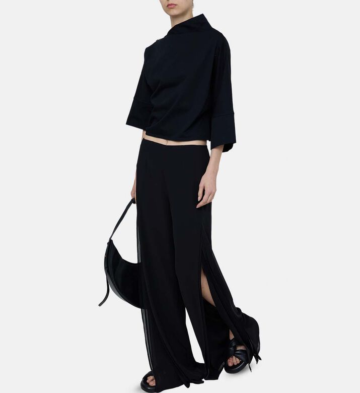 بلوزة بعقدة غير متماثلة،