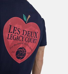 تيشيرت بطبعة شعار غرافيك