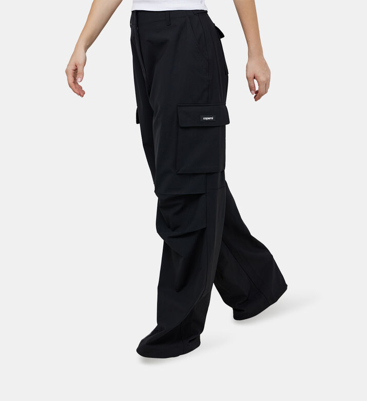 بنطال كارغو واسع الساقين بقصة ملائمة للجسم