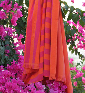 منشفة شاطئ ماريس أمبر مخططة