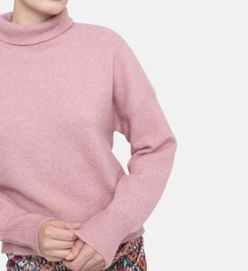 كنزة نولا صوفية بياقة عالية