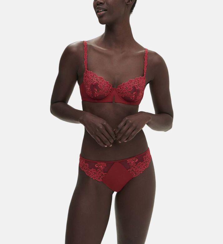 Saga Embroidered Low-waist Thong