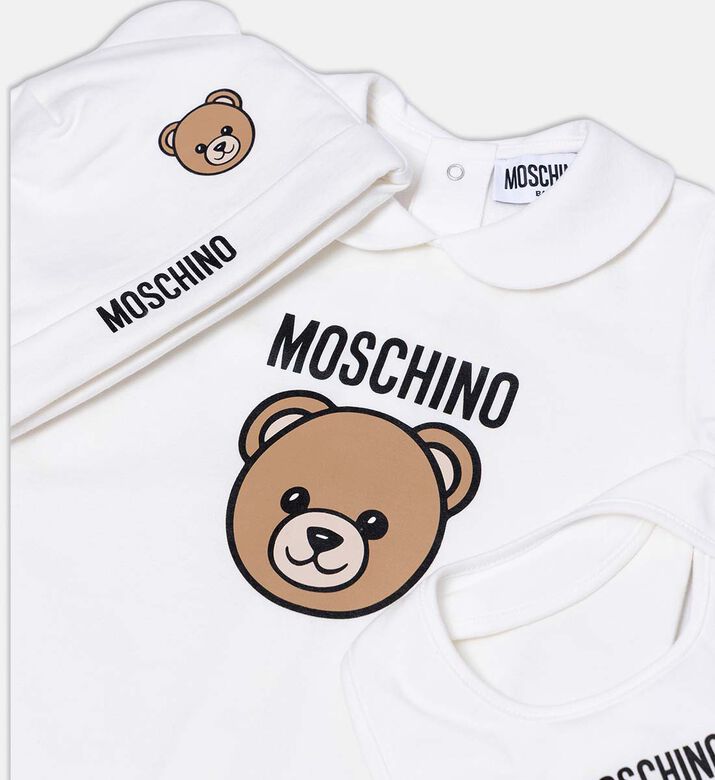 طقم رومبر مطبوع بأقدام