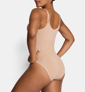 Spanx Bodysuit, Model View