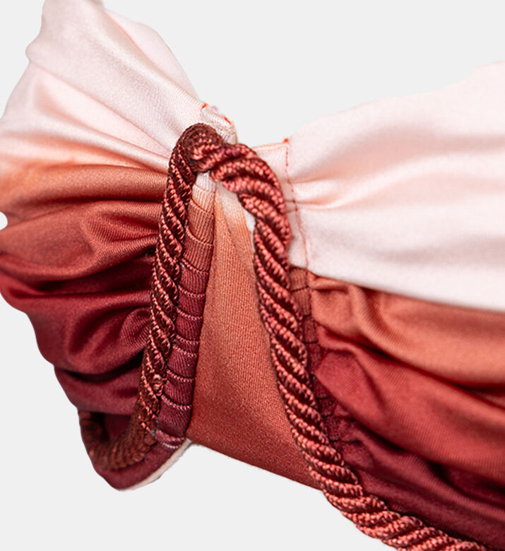 قطعة بيكيني علوية بالكونيت لولا مكشكشة