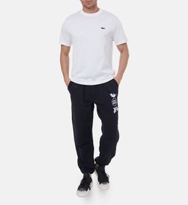 بنطال رياضي بتطريز شعار ورباط خصر