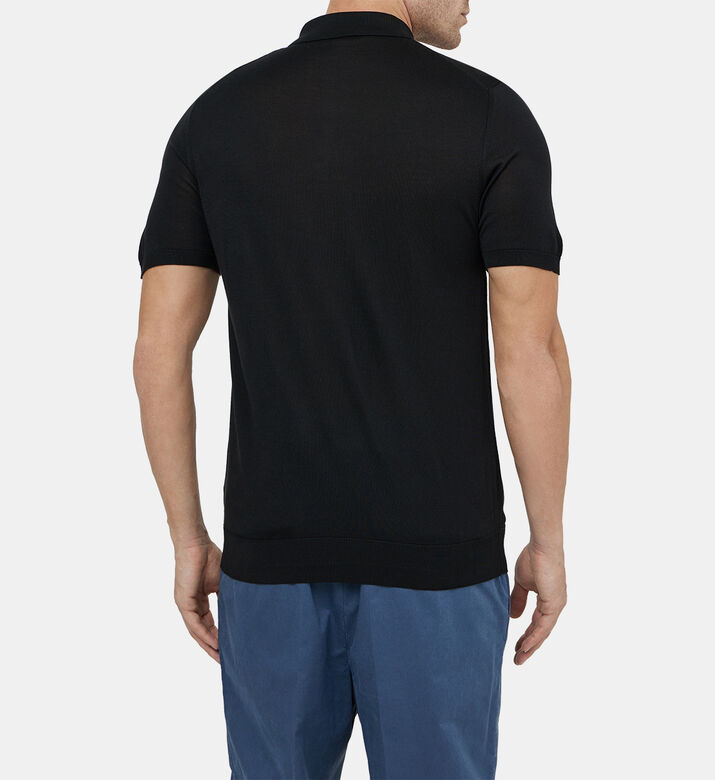 قميص بولو محبوك بأكمام قصيرة