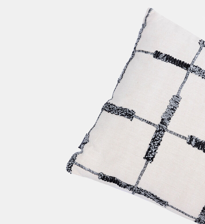 Home Deco and More Oxo Cotton Knife Edge Pillow, Packshot View