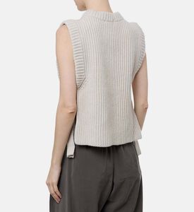 سترة فيرموس بدون أكمام بياقة دائرية مضلعة