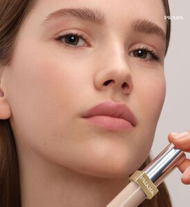 Prada Reveal Medium Coverage Concealer, Ln1-light-neutral, Packshot View