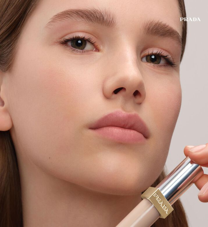 Prada Reveal Medium Coverage Concealer, Ln1-light-neutral, Packshot View