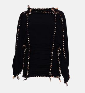 بلوزة زاوليا بحافة مضفرة