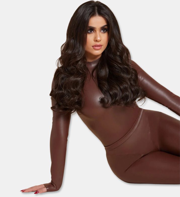 Youmi Beauty La Greenla Tape-in Hair Extension, Packshot View