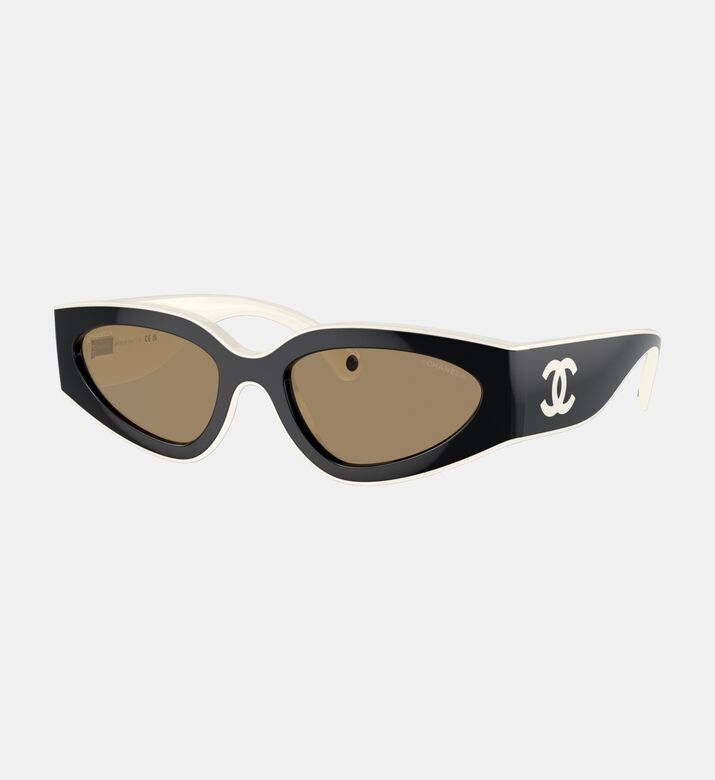 Chanel Two-tone Cat-eye Polarized Aerodynamic Sunglasses, Packshot View