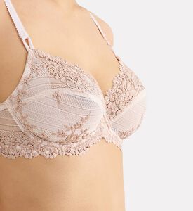 Wacoal Bra, Pink, 105, E, Model View