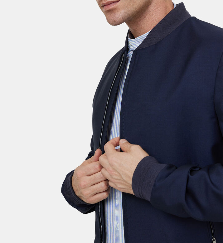 جاكيت بومبر بصوف موهير