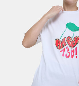 تيشيرت بياقة مستديرة بطبعة كرز