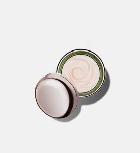 قناع شد البشرة وتعزيز تماسكها