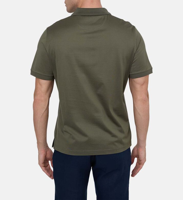 قميص بولو بسحّاب متباين