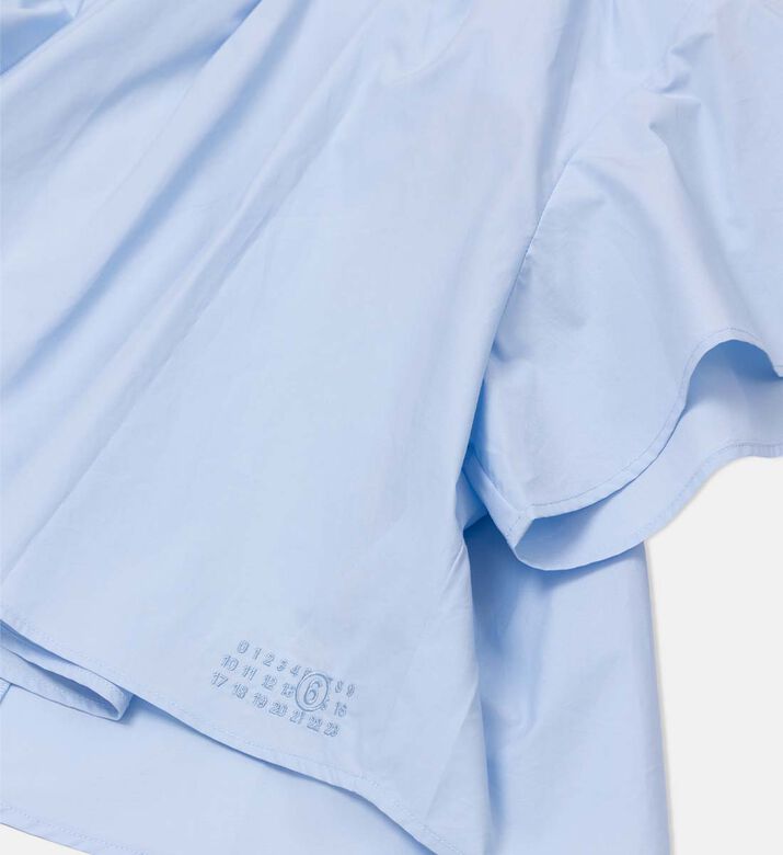 بلوزة مزينة بتفاصيل طيات بأرقام بلوزة مزينة بتفاصيل طيات بأرقام